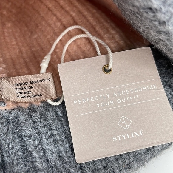 Styline Two Tone Blush Grey Beanie Knit One Size - Picture 14 of 15